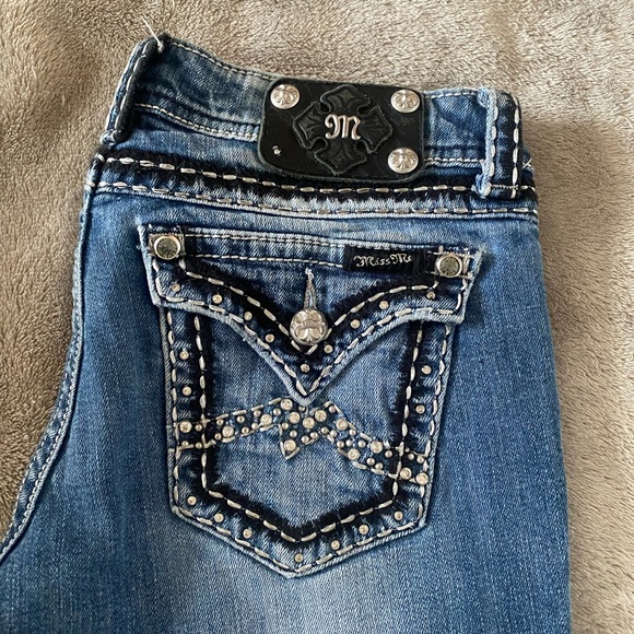 Miss Me Jeans with Ornate Embroidery - Picture 4 of 7